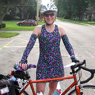Dresses look cool with matching arm warmers